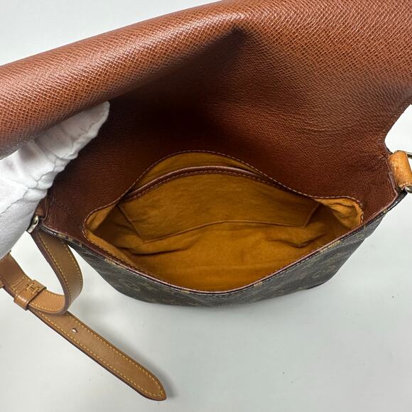 Louis Vuitton LV Monogram Musette Salsa Shoulder Bag - Picture 7 of 13